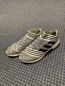 adidas nemeziz sneakers