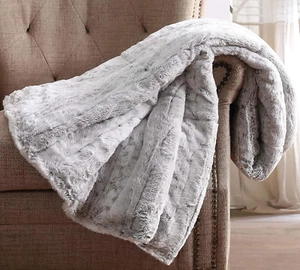- Luxurious Snow Leopard Fur Filled Grey Throw (60" X 70") - - Picture 1 of 12