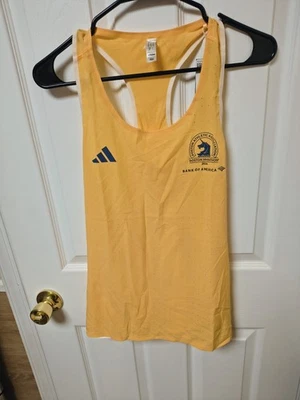 Addias 2024 Boston Marathon Razorback Run Tank Singlet IS9499 Women's Size Small - Image 1 of 4