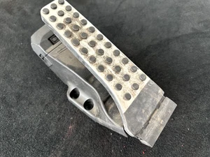 Mercedes Benz GLC W253 X253 Accelerator Gas Throttle Pedal Unit A2533002000 - Picture 1 of 15