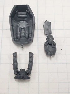 40K Aeldari Bits Feuer Prisma Nacht Spinner Schwebepanzer Pilot Cockpit mit Steuerung PC - Bild 1 von 3
