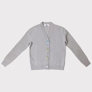 Cárdigan de lana gris claro con botones pastel Hades Carrington talla mediana - Imagen 1 de 9