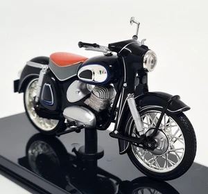 Atlas 1/24 DKW RT 175 VS 1952 + Plinth 9CM Scale Model Motorbike - Picture 1 of 6