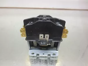 SIEMENS, D70637.047, CONTACTOR, S17 - Picture 1 of 6