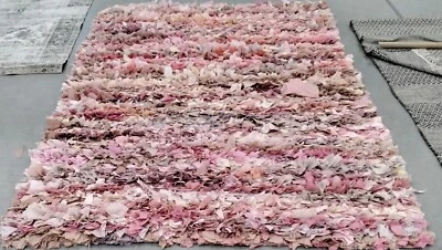Alfombra de hilo tirado marfil / rosa 5' x 8', precio reducido 1172757603 SG951P-5 Foto 1 de 4