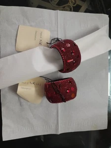 Red Christmas Napkin Rings - Set of 2 - Picture 1 of 2