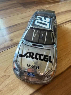 КОМАНДА КАЛИБР ВЛАДЕЛЬЦЕВ СТАЛИ СЕРИИ 2001 RYAN NEWMAN 02 ALLTEL 179 из 258 только - Изображение 1 из 4