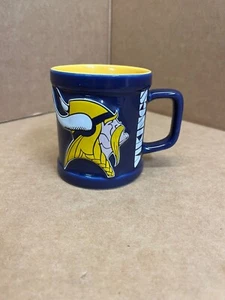 Minnesota Vikings 1999 NFL 3D Sculpted Logo Ceramic Coffee Mug 12 Oz VINTAGE - Picture 1 of 4