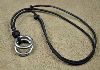 PN112 Genial Anillos de Metal Surfer Cuero Genuino Collar Gargantilla De Colección NEGRO Foto 1 de 3