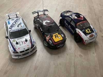 Große RC Fahrzeug Sammlung 3x Tamiya TT-01E 1x Kyosho RTR 1:10 Viel Zubehör - Bild 1 von 4