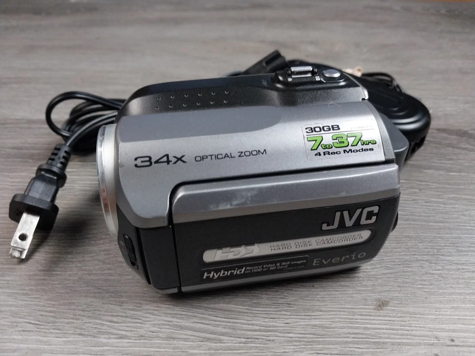 JVC GZ-MG130U Everio Hybrid Record Videos & Still Images HDD Or SD 34x Optical C - Image 1 of 4