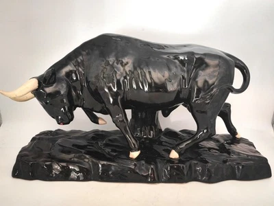 imposante sculpture animalière art déco taureau en céramique art deco - Photo 1/4
