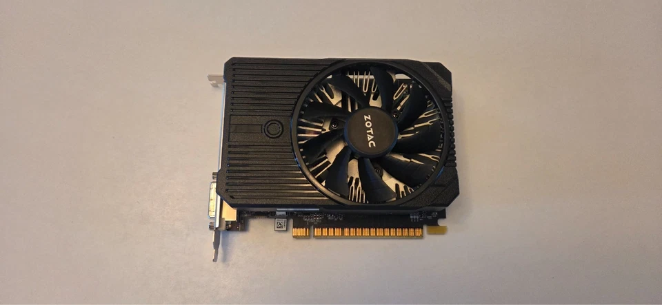ZOTAC GeForce GTX 1050 Mini 2GB GDDR5 Video Card (ZT-P10500A-10L) - Image 1 of 2