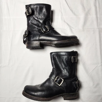 Frye 女式 6B Veronica 拉链扣靴黑色 76603 — 第 1/4 张图片