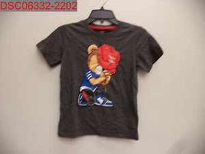 NWOT - S10PE Unisex Kids Dark Grey Kneeling Praying Cute Bear T-Shirt, Size 8/10 - Picture 1 of 6