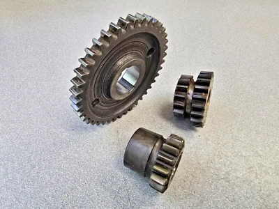 JUEGO DE ENGRANAJES REVERSO 3 PIEZAS MUY BONITO USADO ORIGINAL PORSCHE 356A 356B 356C 356SC 6/65 Foto 1 de 4