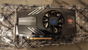 Sapphire AMD Radeon HD 6850 GPU - Picture 1 of 3