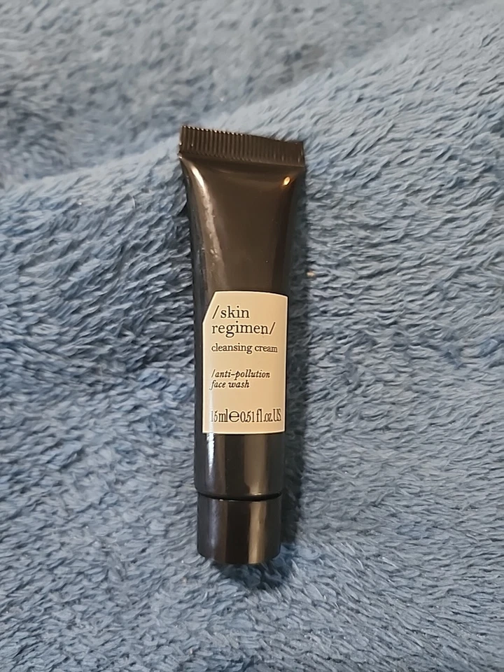 Crema limpiadora Comfort Zone Skin Regimen 15 ml/0,51 oz cada una, tamaño de viaje Foto 1 de 1