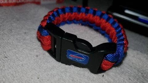 NFL Buffalo Bills Paracord Bracelet-FREE SHIPPING - NWOT Cover