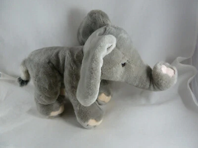 Russ Berrie Gris Claro Elefante Bebé Peluche Gris 9" X 14" + Cola Suave Abrazo Juguete Foto 1 de 4