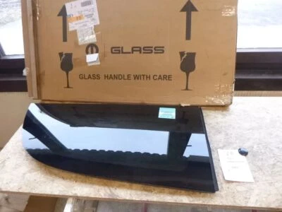 Chrysler Grand Voyager RT Scheibe Fenster hinten links getönt Seitenscheibe NEU - Imagem 1 de 4