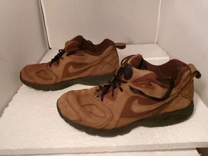 Rare Vintage 1996 Nike Brown Suede Walking Sneakers Shoes Men Sz 10 182021-222 - Picture 1 of 13