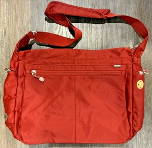 eBags ROT Town Square KAYLA Messenger Bag LAPTOP Crossbody BEUTELTASCHE TOP - Bild 1 von 4