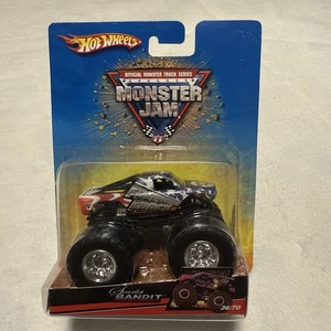 Hot Wheels Monster Jam 1/64 Freedom Force #38/70 Error On Scarlet Bandit Card - Picture 1 of 3