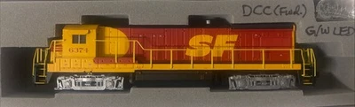 N Scale Atlas DCC Equipped B23-7 Kodachrome Santa Fe ATSF 6374 Locomotive Engine - Image 1 of 3