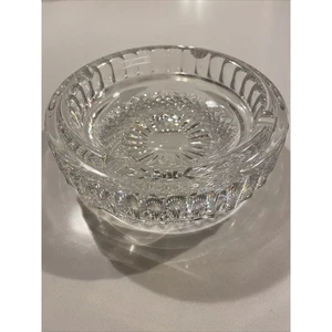 Cenicero para cigarros de cristal Waterford de 7" de diámetro pesado de 6 libras tiene astillas en la parte inferior - Imagen 1 de 7