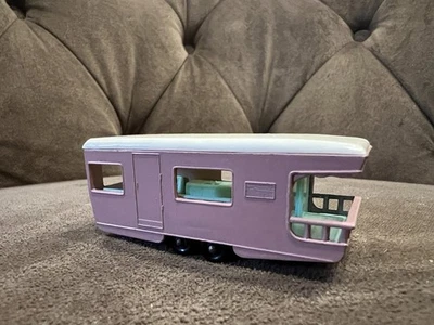 Remolque de viaje Lesney Matchbox vintage rosa 1965 número 23 hecho en Inglaterra   Foto 1 de 4