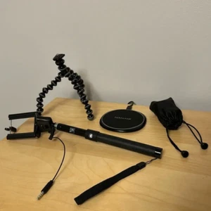 Tech Bundle Joby trépied, bâton selfie, chargeur sans fil et objectif macro ! Occasion ! - Photo 1 sur 16