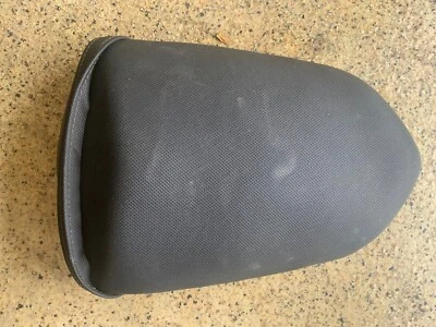 BANCO TRASEIRO 2008 - 2012 KAWASAKI NINJA 250 250R FABRICANTE DE EQUIPAMENTO ORIGINAL - Imagem 1 de 3