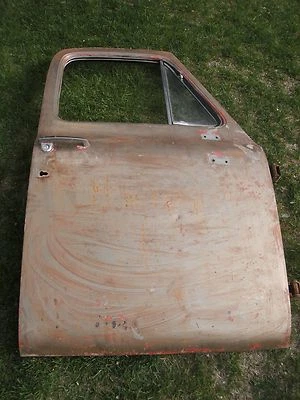 Ford F100 Passanger 1953-1955 OEM PUERTA CON BISAGRAS USADA DE COLECCIÓN ¡Y HALLAZGO RARO!!!! Foto 1 de 4