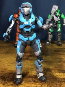 2010 Halo Reach Series 2 Kat Action Figure Blue / Helmet Complete Loose - Picture 1 of 9