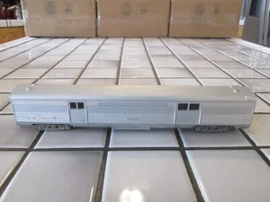 athearn UNDECORATED passenger car HO SCALE //// - Picture 1 of 6