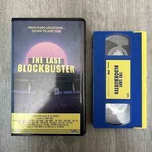 Der letzte Blockbuster VHS Lunchmeat blau gelb Variante selten Nostalgie - Bild 1 von 2