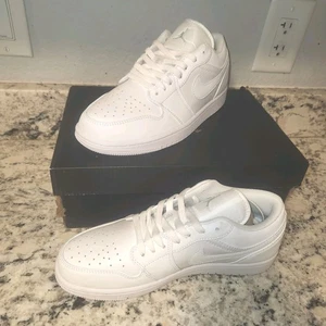 Air Jordan 1 Low Triple Blanco Talla 8.5 - Imagen 1 de 15