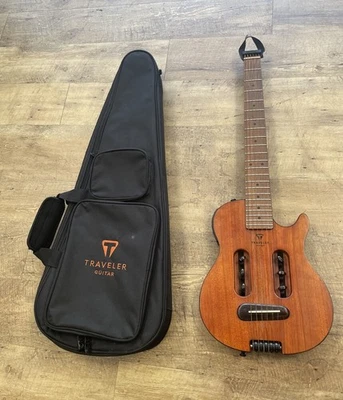 Traveler Guitar Escape Mark III Acoustic Electric Guitar w Case - PPSKN352550 - Image 1 of 4