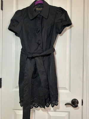 FOREVER HAND PICKED FAVORITES SIZE M BLACK TRENCH COAT TURNIP POLKA DOT LINING - Image 1 of 4