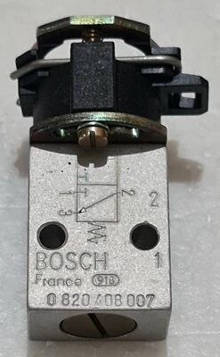 BOSCH 0820408007 VÁLVULA DIRECCIONAL NEUMÁTICA 3/2 VÍAS Foto 1 de 4
