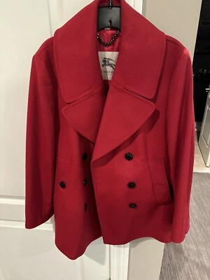 Casaco de lã vermelho Burberry ervilha tamanho 14. MSRP US$ 895 - Imagem 1 de 4
