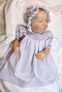 NWT Petit Ami Lavender Smocked Daygown & Bonnet 2pc Preemie Dress Girls Size 00 - Picture 1 of 3