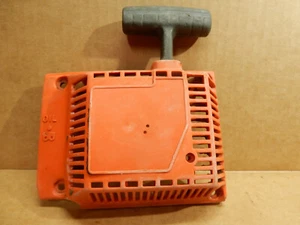 Conjunto de arranque/rebobinado genuino Husqvarna 42 238 242 246 501794203 - Imagen 1 de 3