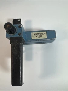 Tridon AT-109 Taglierina per laminato Taiwan USATO - Foto 1 di 13