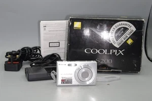 Nikon Coolpix S200 7.1MP Compact Digital - Boxed - Excellent - Picture 1 of 6