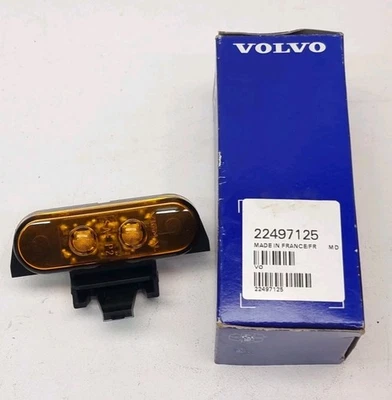Genuine Volvo 22497125 Position Lamp Amber Light LED - Image 1 of 4