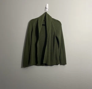 Talbots Green Cardigan Sweater Women’s MP – Long Sleeve, Tight Knit, Petite Fit - Picture 1 of 9