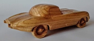 1:16 E-Type XKE Roadster Modello in scala replica legno altre auto su richiesta - Immagine 1 di 4