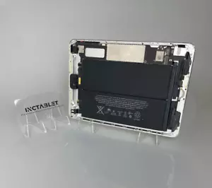 Apple iPad Mini 2nd Gen 32GB Silver (Minor Fault Item)- Spares + Repairs Ref935 - Picture 1 of 6